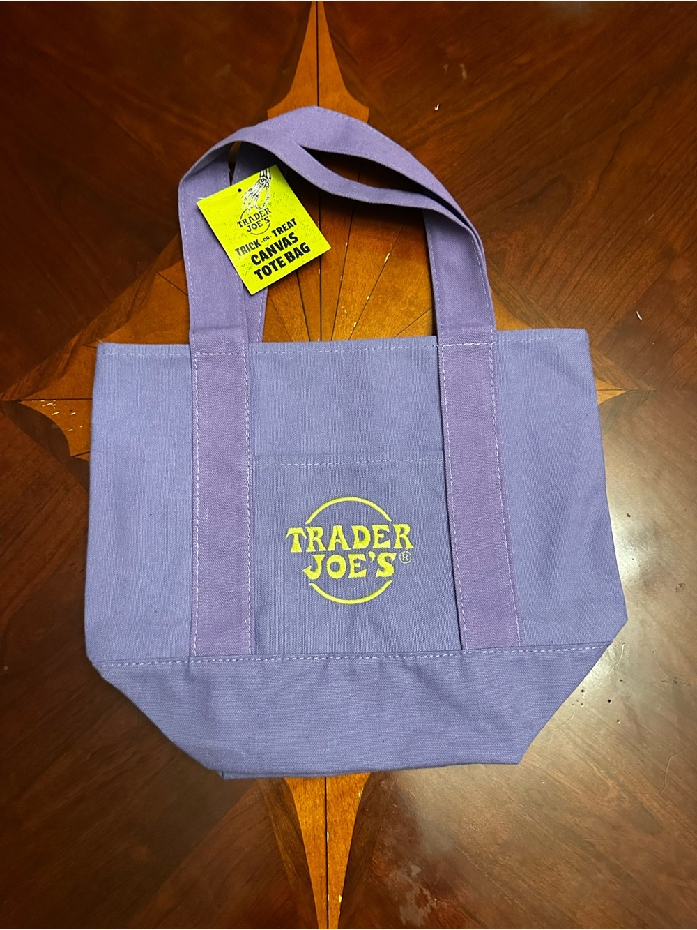 Trader Joe’s Trick-or-Treat Purple Canvas Tote Bag NWT 🎃